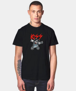 Mickey Mouse Kiss Style T Shirt